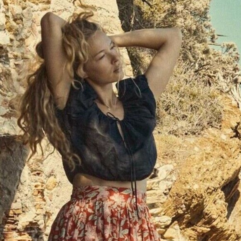 Doen Hera Top in Black XS